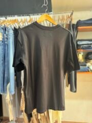 Remera minimal Samples. - Imagen 2